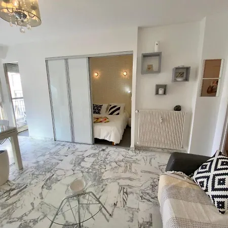 Le Prieure Carnoles * Roquebrune-Cap-Martin